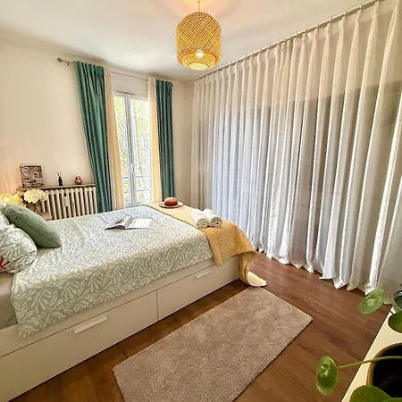 Maison 120 M, 5 , Jardin, Parking, 15min De Paris